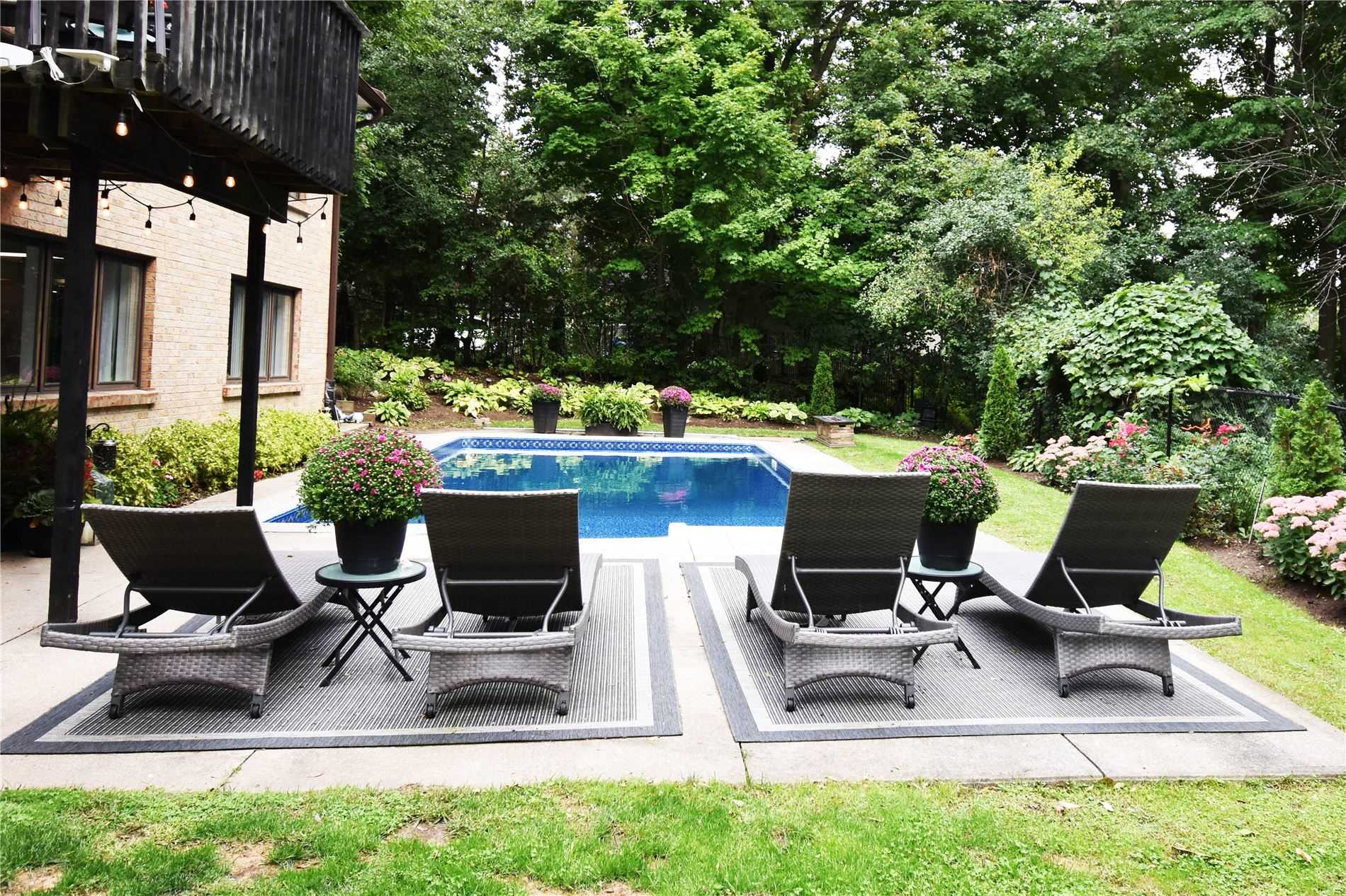 355 Edgehill Dr