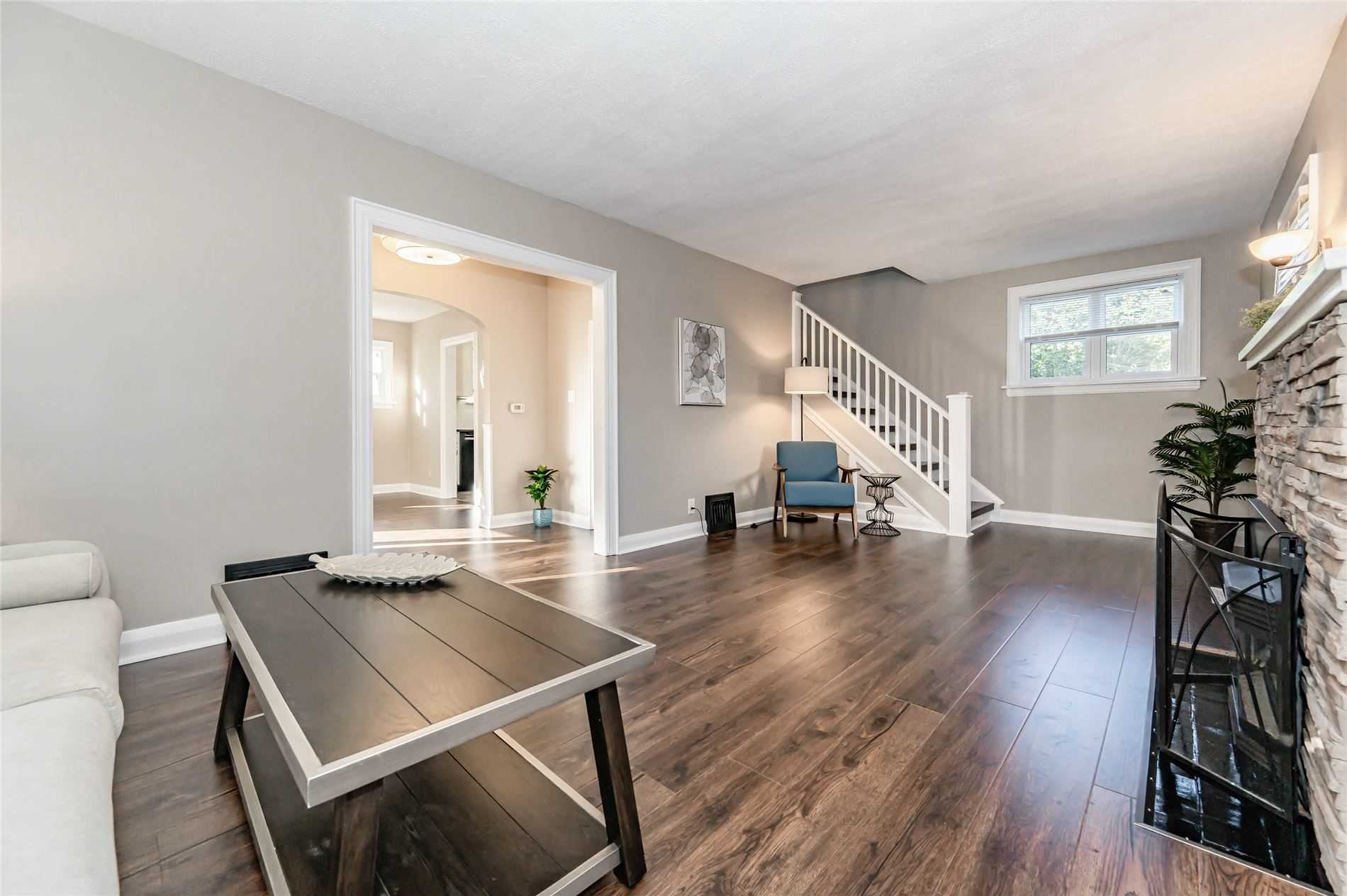 18 Elgin St
