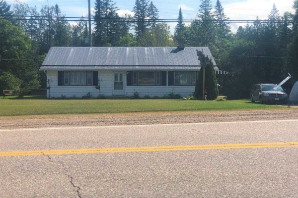 17851 Hwy 60 Highway, Madawaska Valley