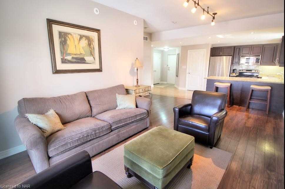 6928 Ailanthus Ave, #205