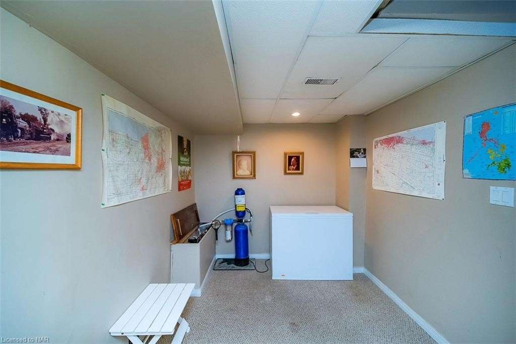 32 Magnolia Cres
