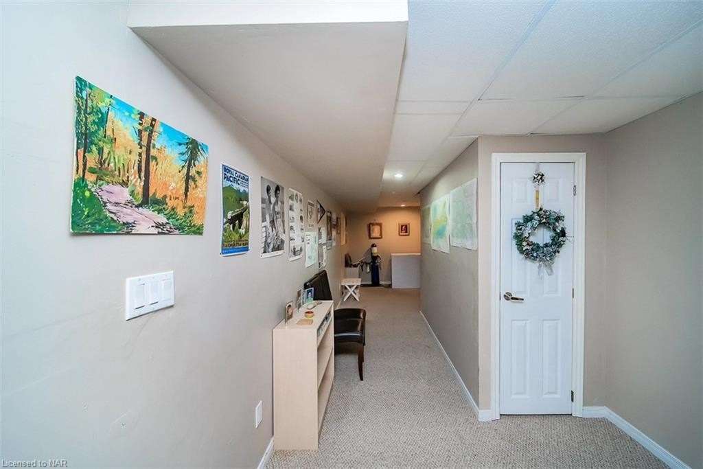 32 Magnolia Cres