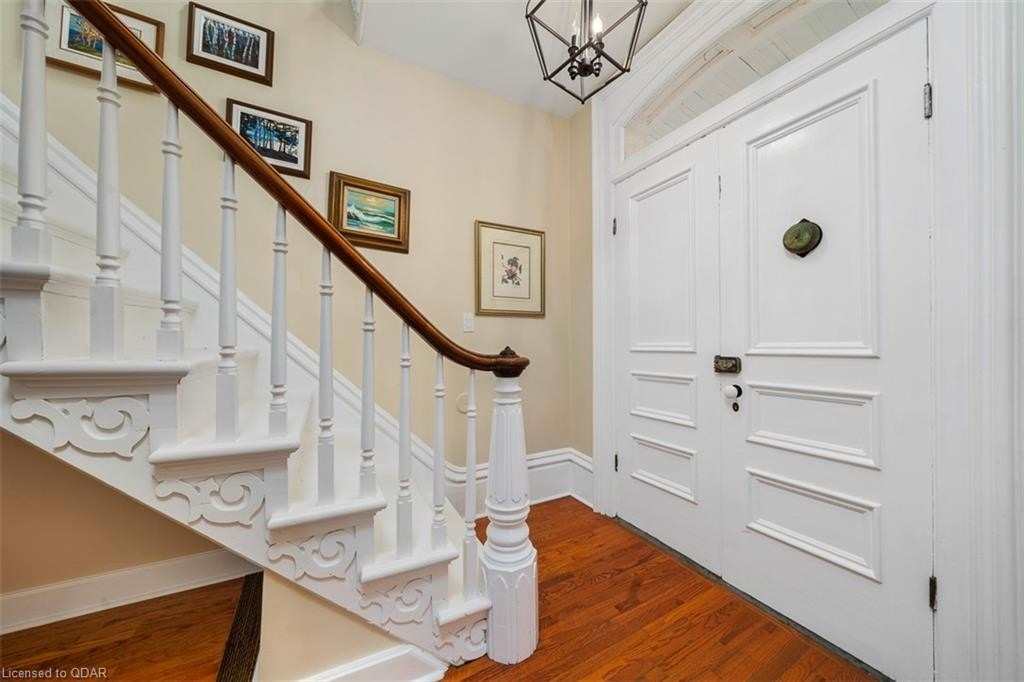 349 Bloomfield Main St
