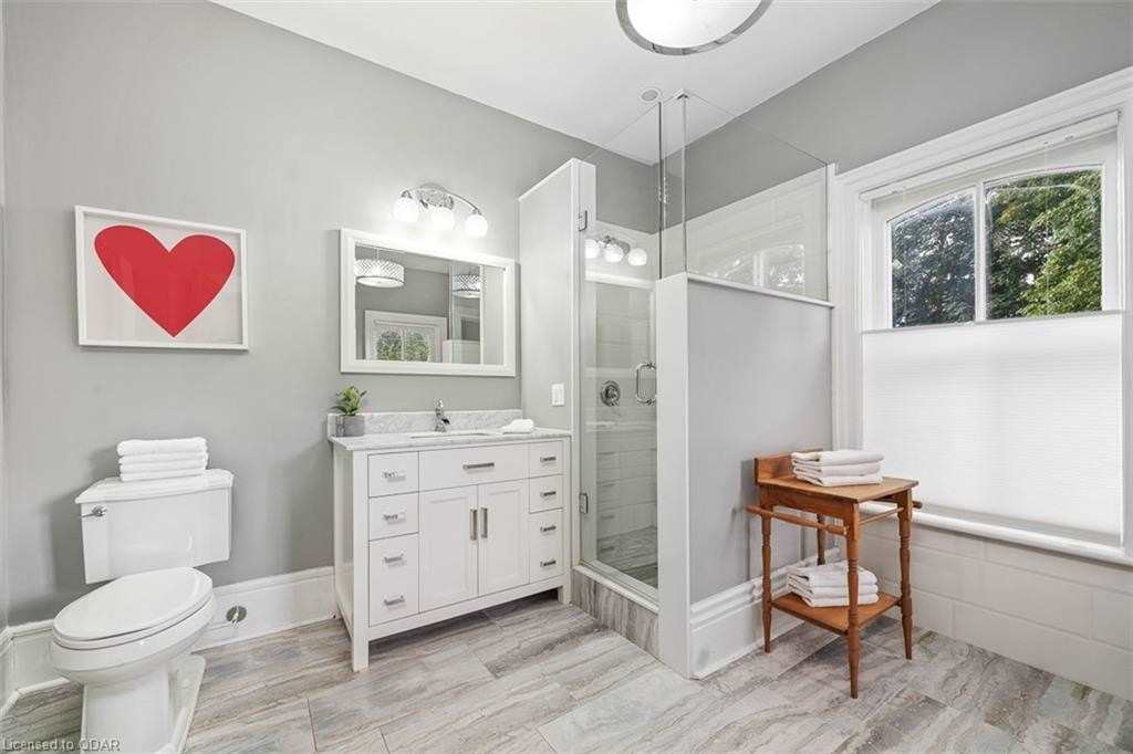 349 Bloomfield Main St