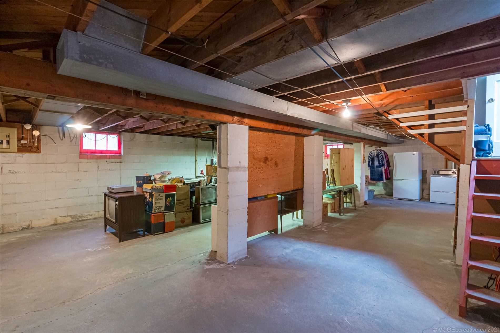 114 Warren Ave