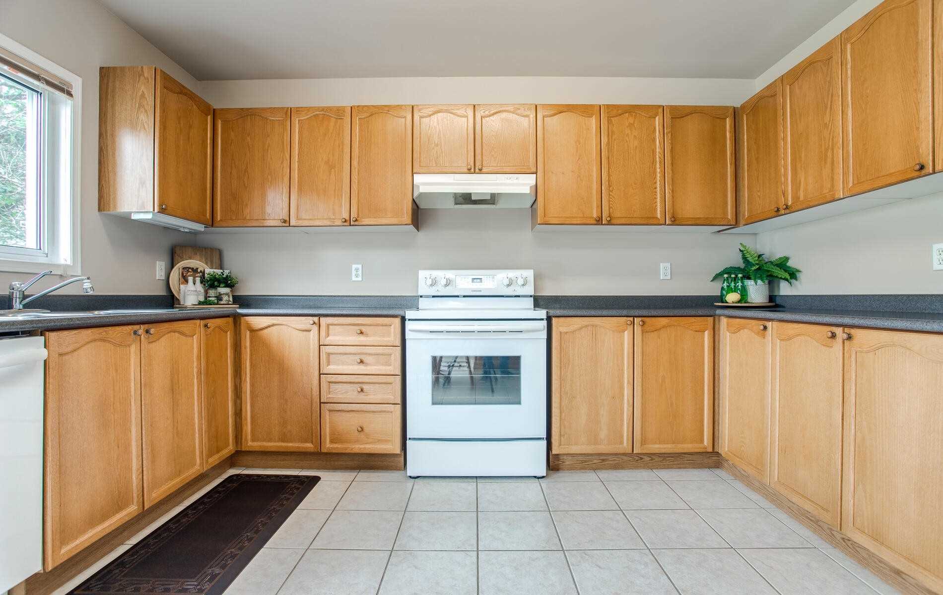 22 Huffman Ave
