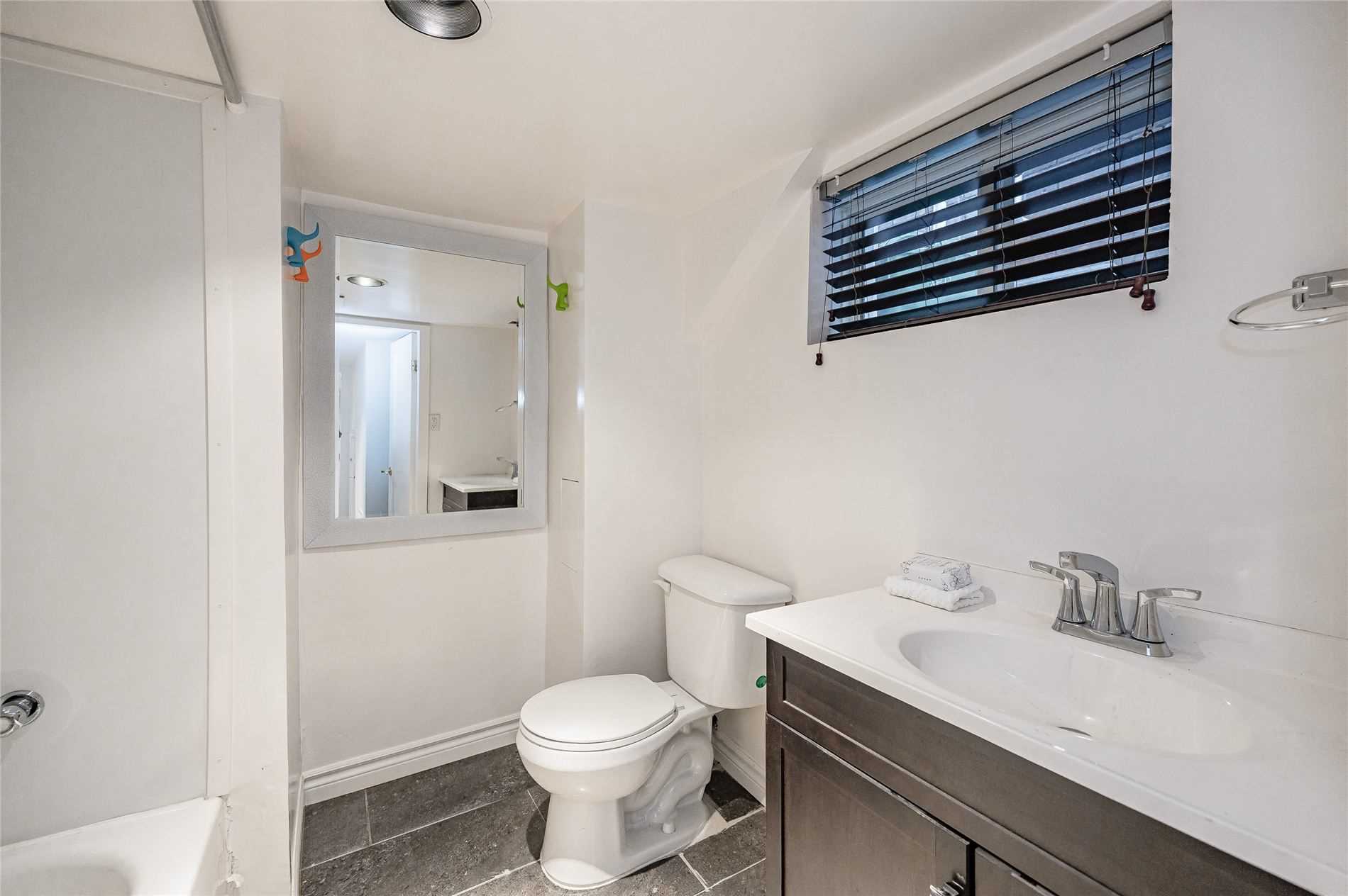 17 Avalon Pl