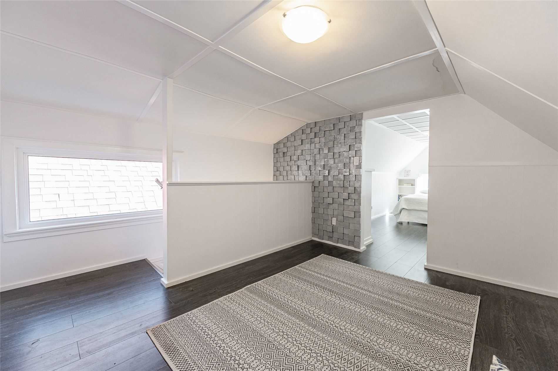 17 Avalon Pl