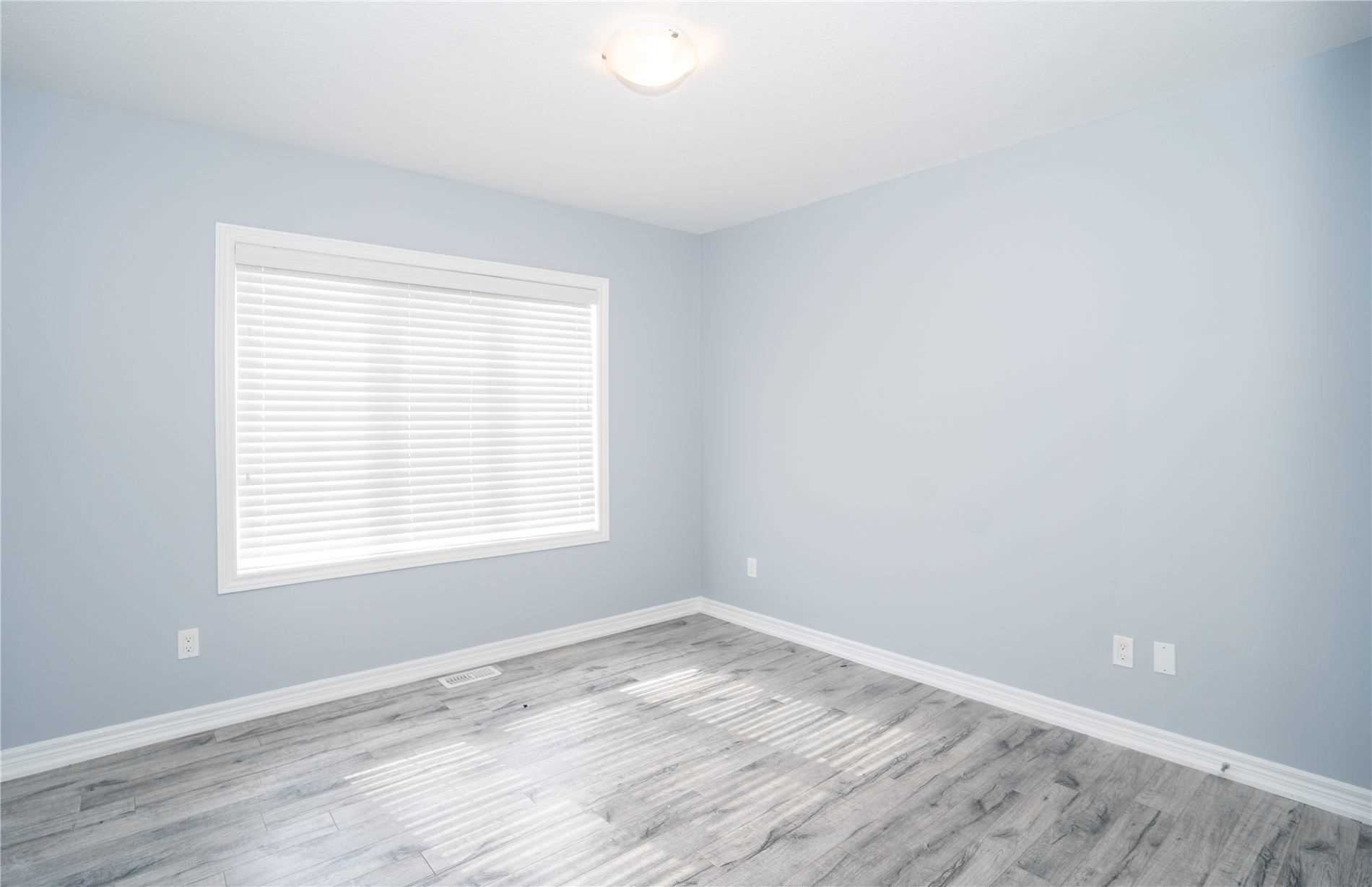 13 Waterview Dr