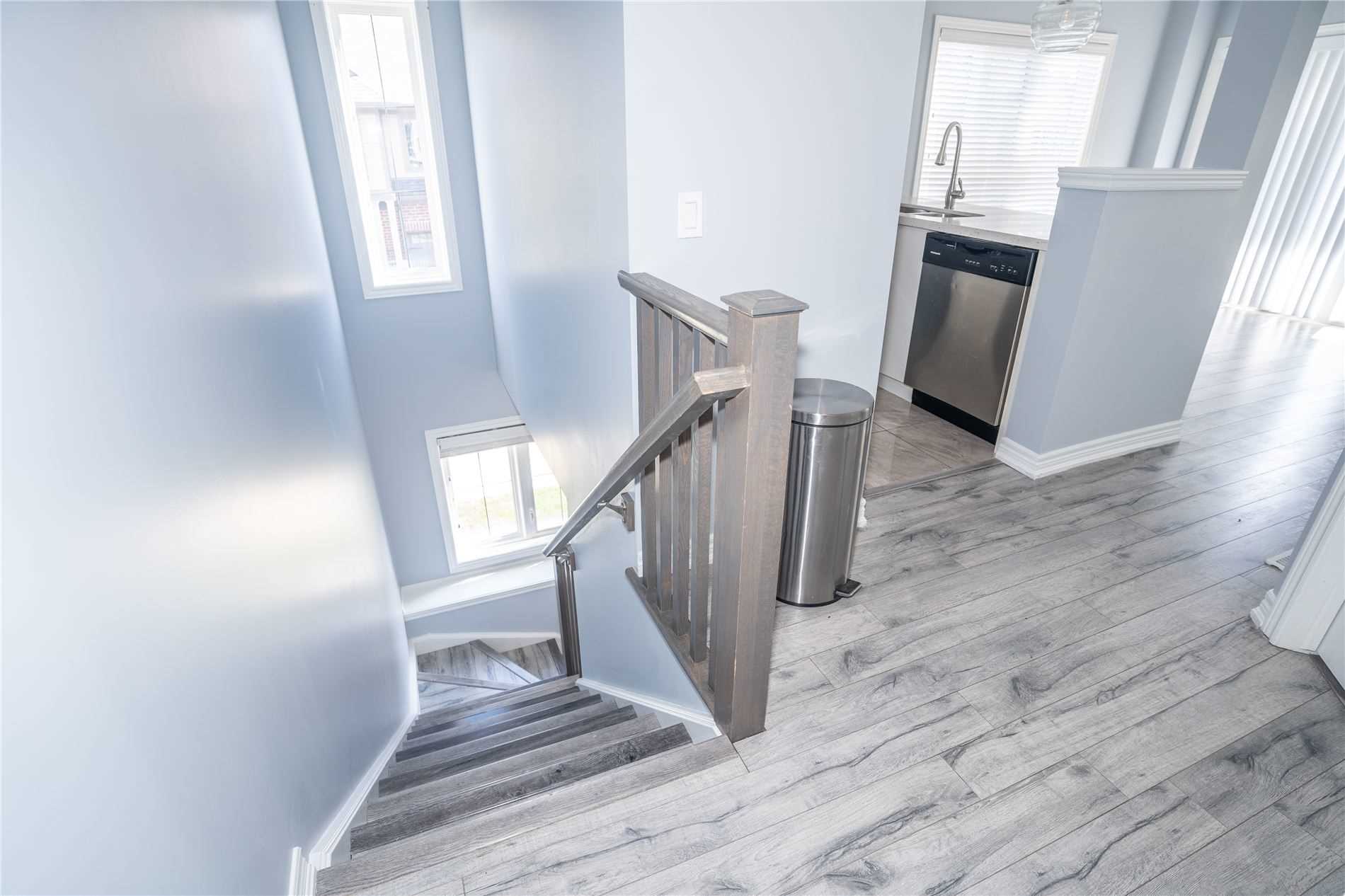 13 Waterview Dr