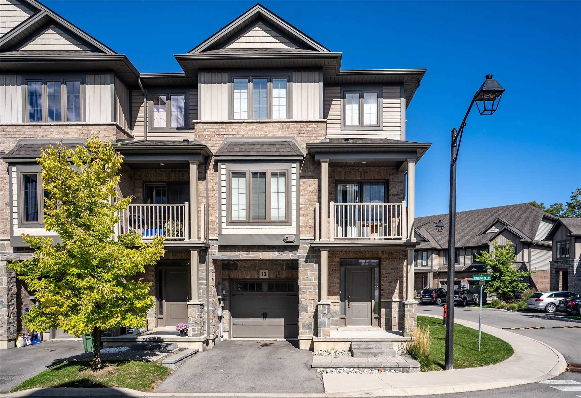 13 Waterview Dr