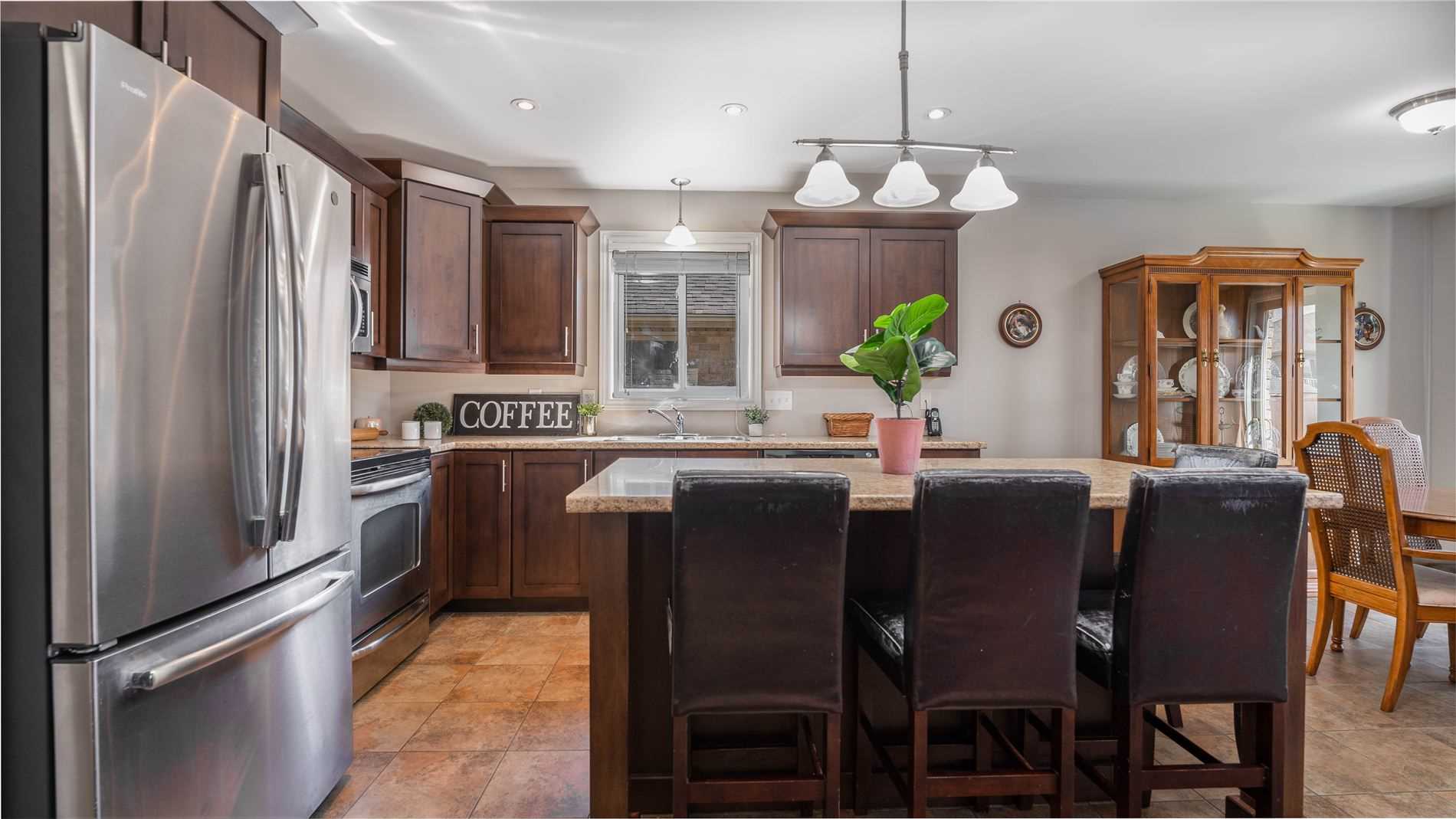 49 Taylor Rd