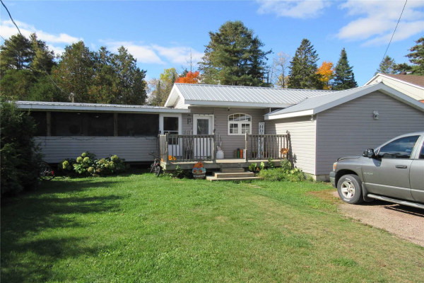 11831 Highway 522 S, Parry Sound Remote Area