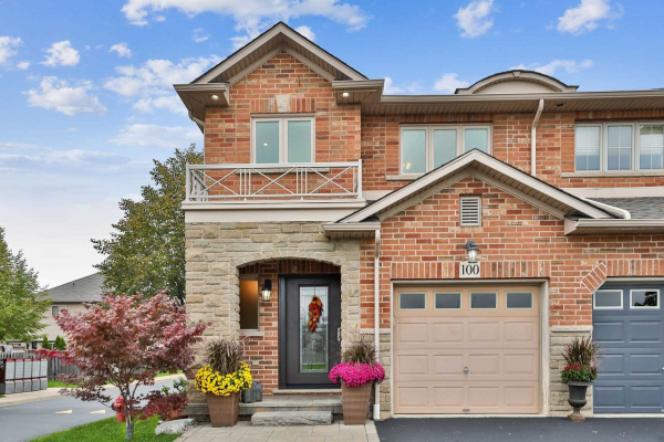 100 Marina Point Cres, Hamilton