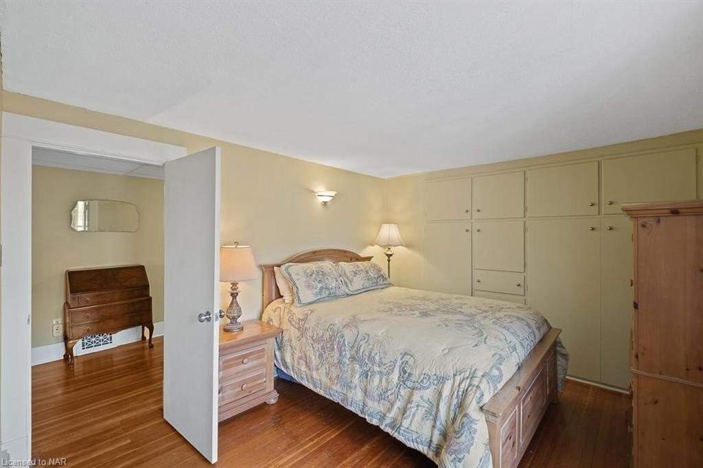 226 High St