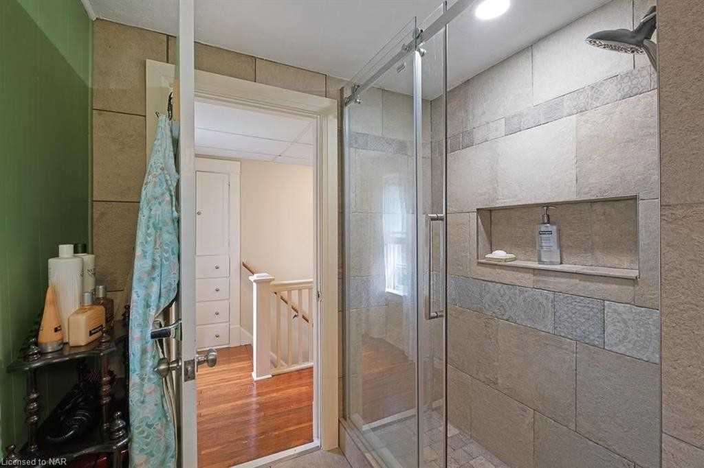 226 High St