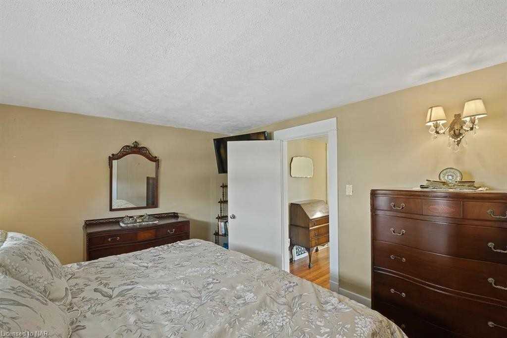 226 High St