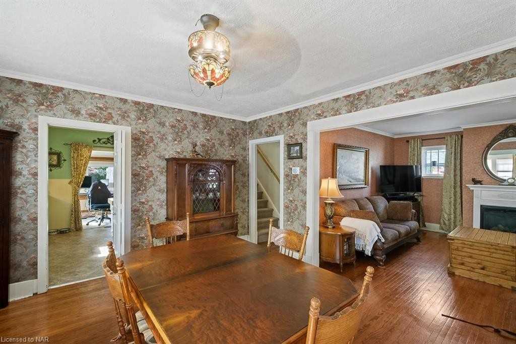 226 High St