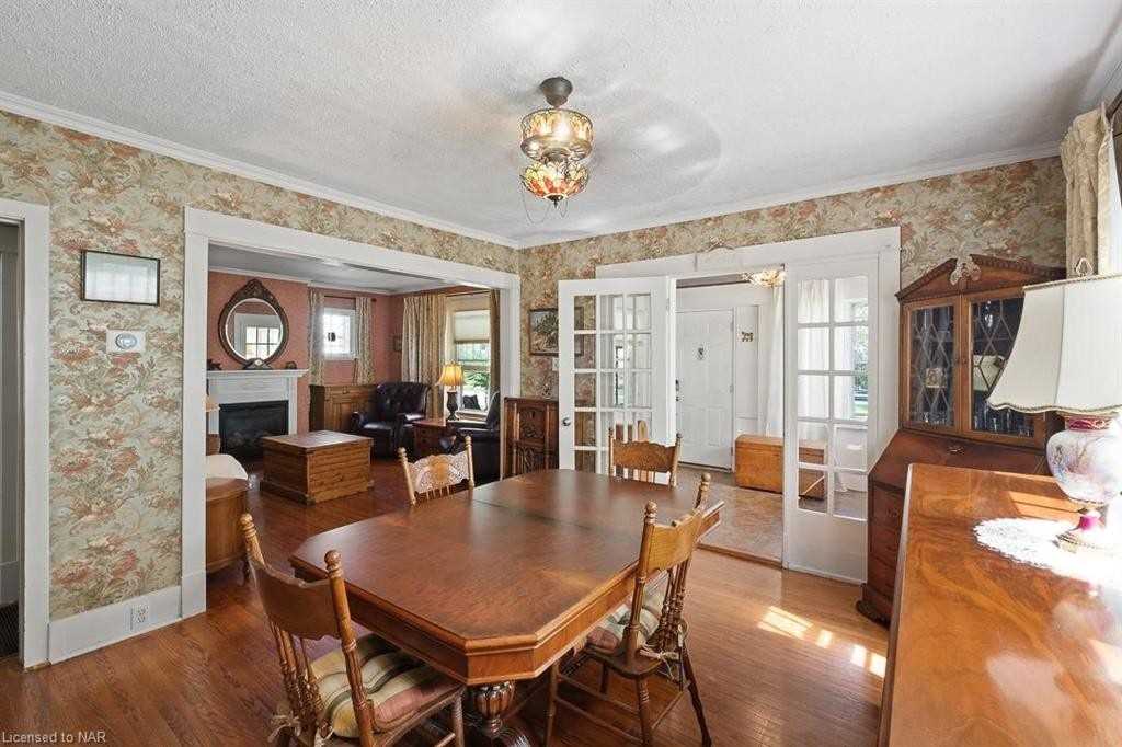 226 High St
