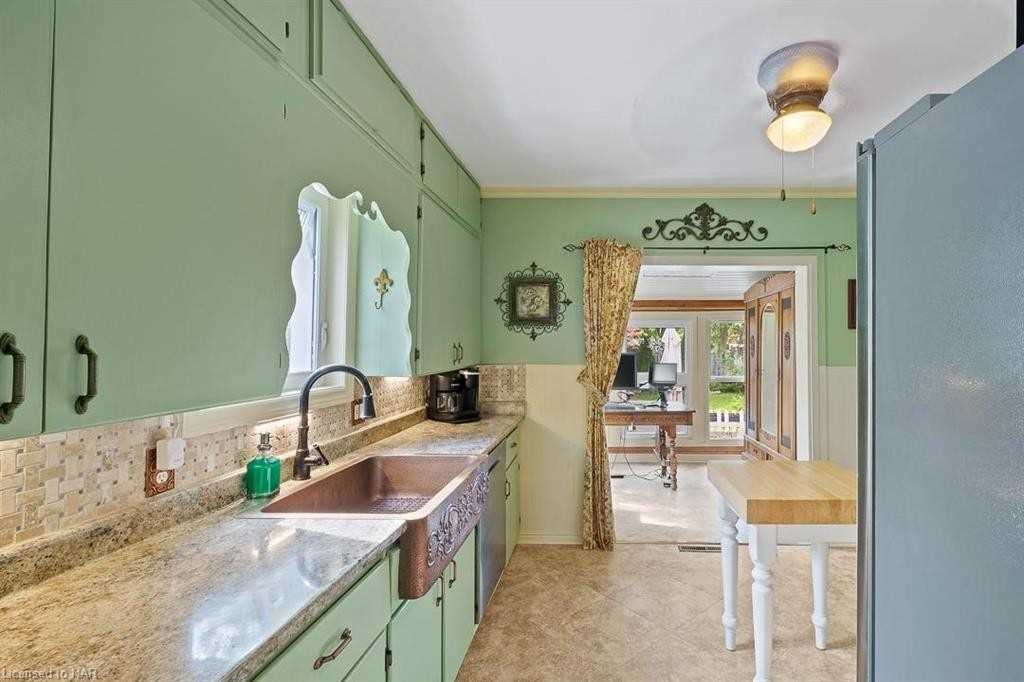 226 High St