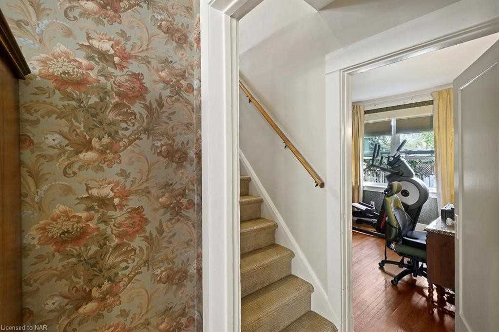 226 High St