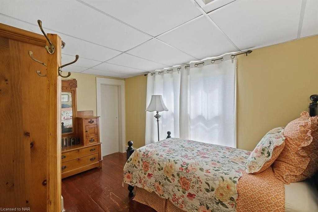 226 High St