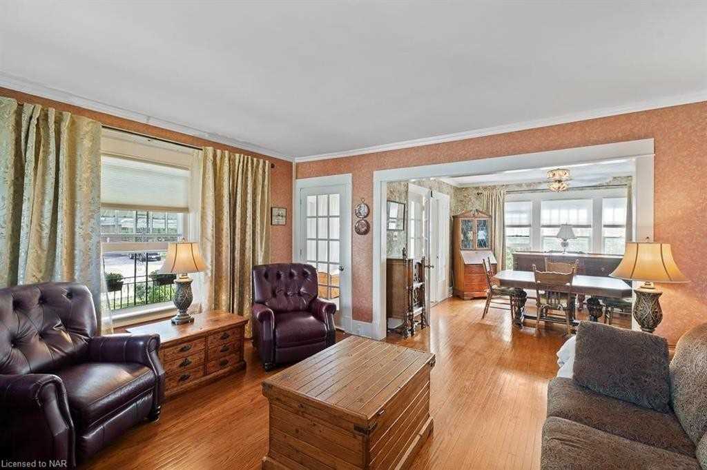 226 High St