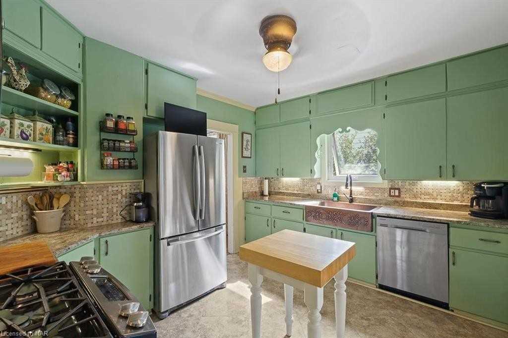 226 High St