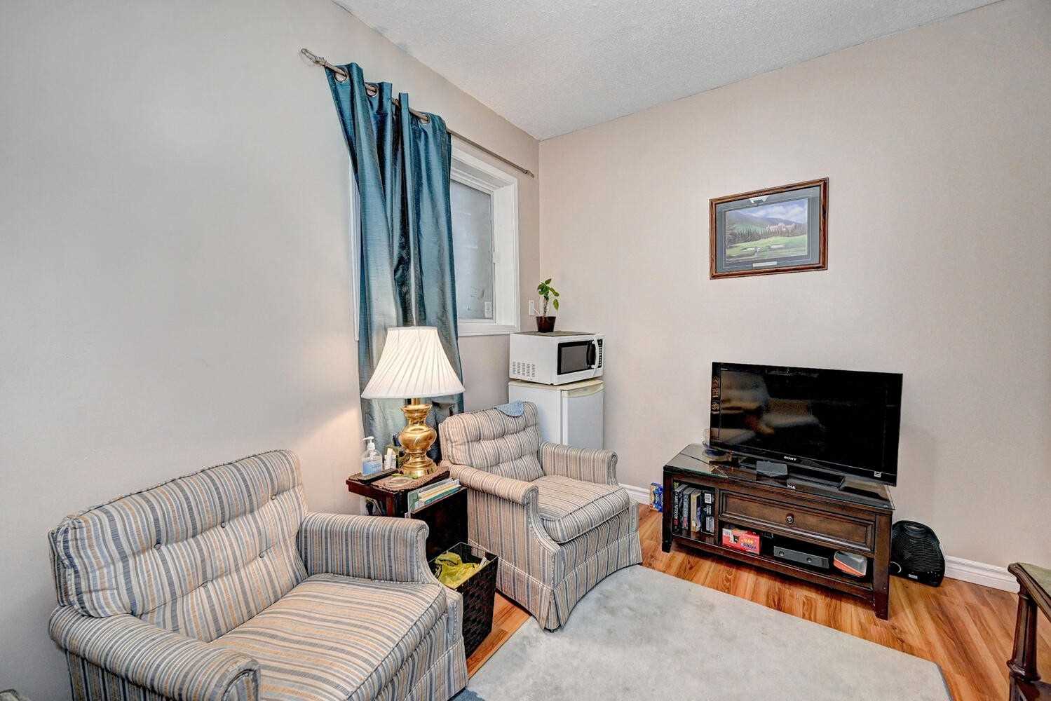 134 Bankside Dr