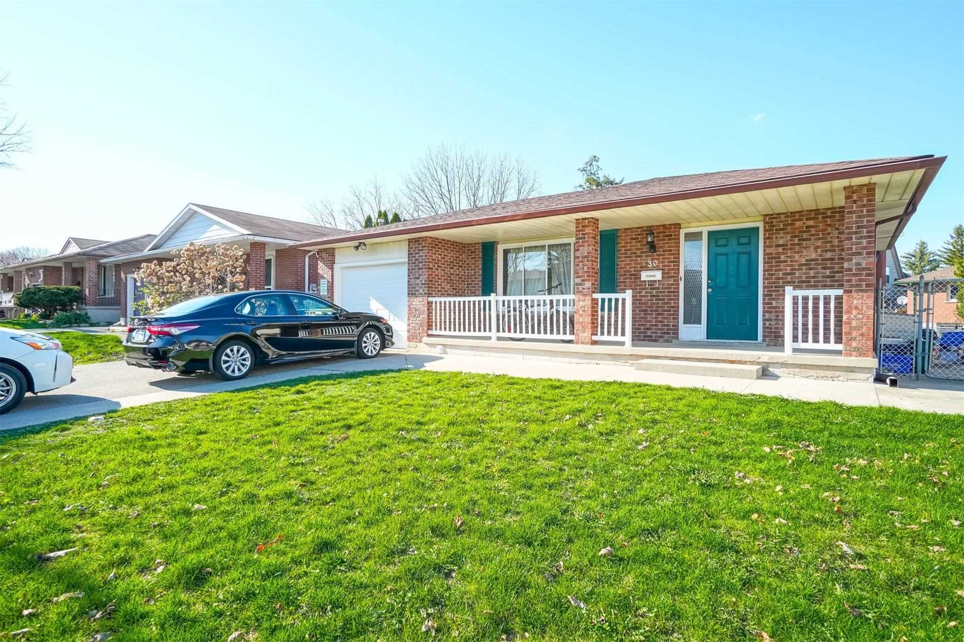 30 Orchard Mill Cres