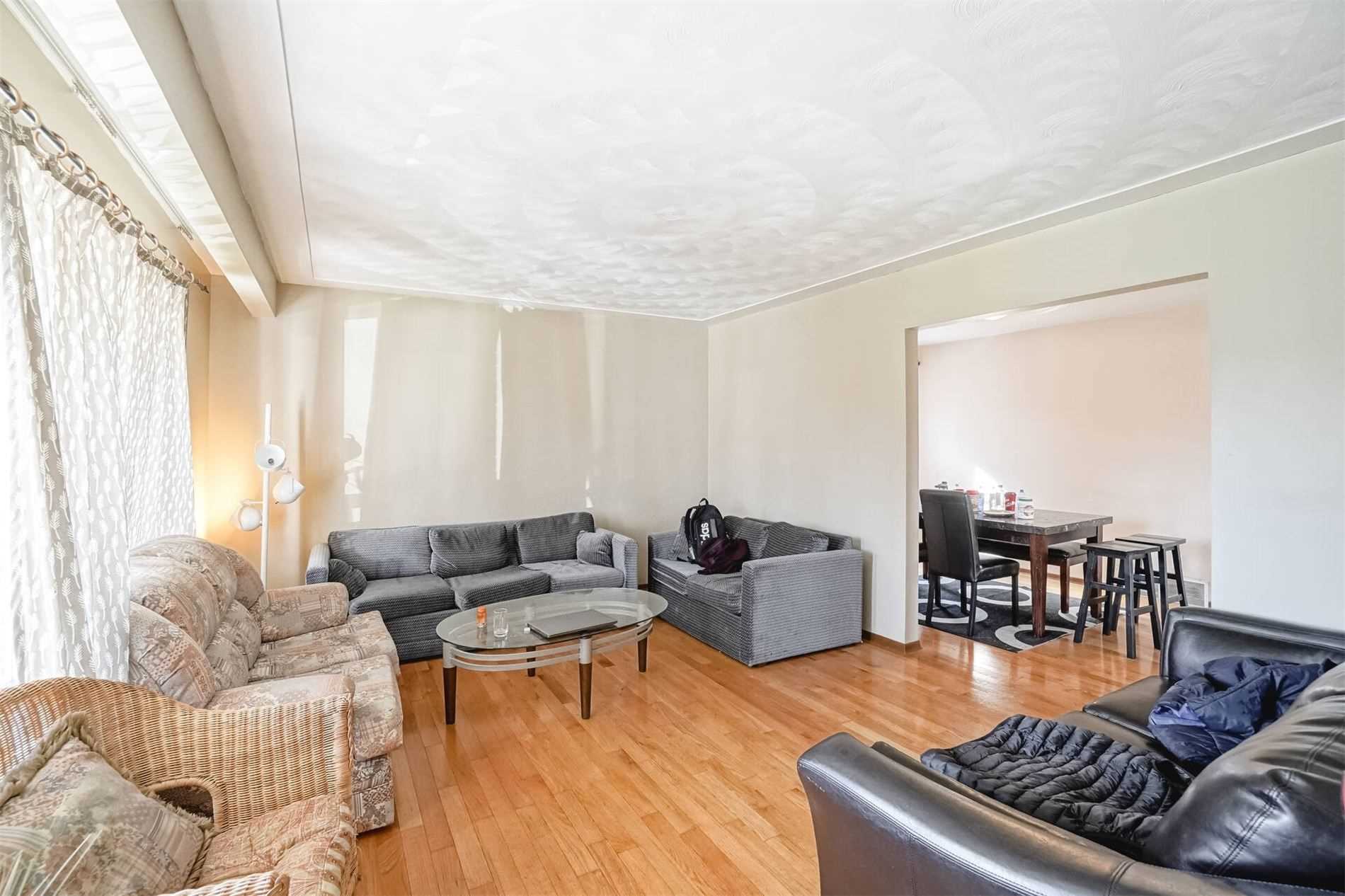 30 Orchard Mill Cres