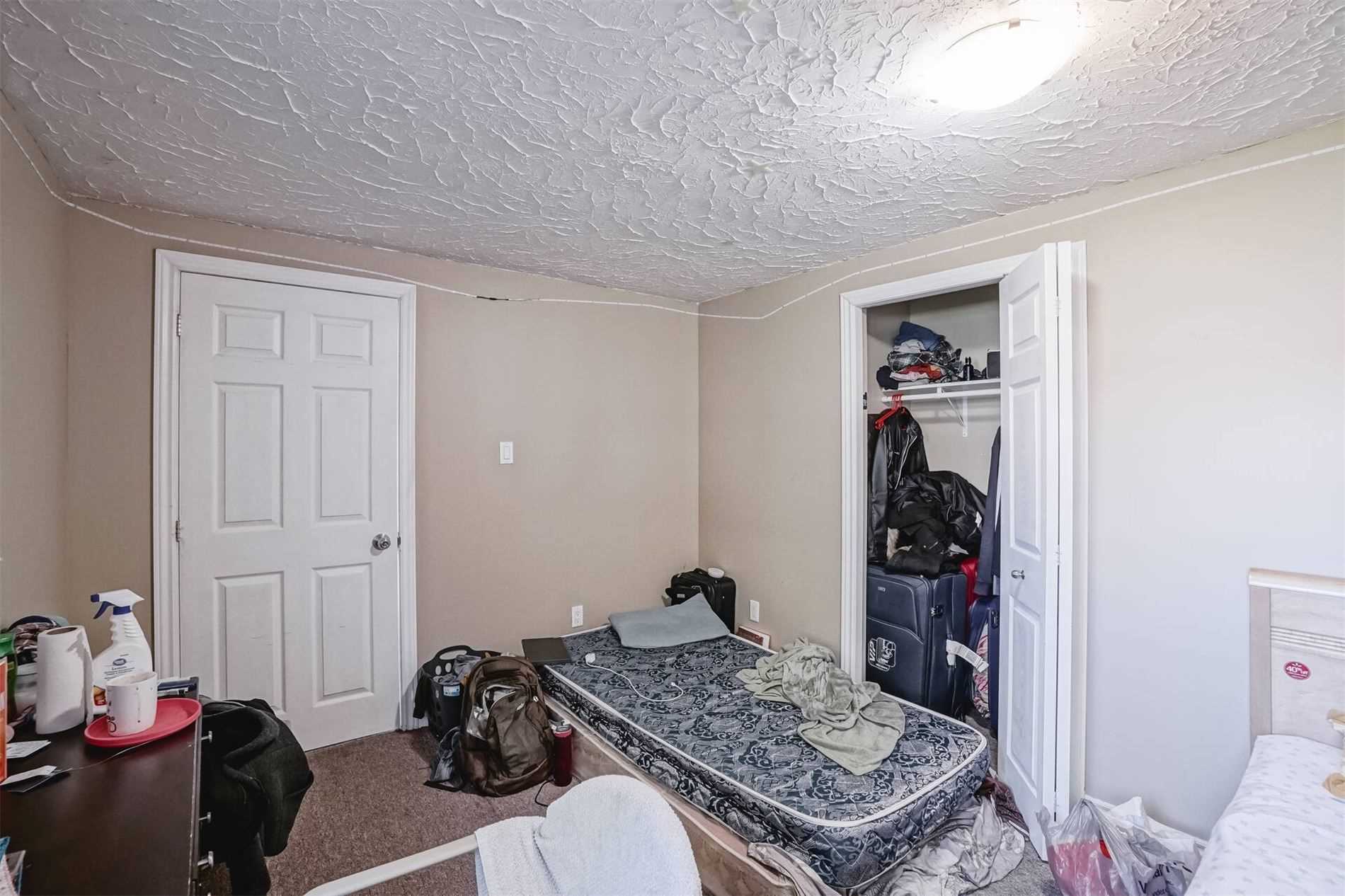 30 Orchard Mill Cres