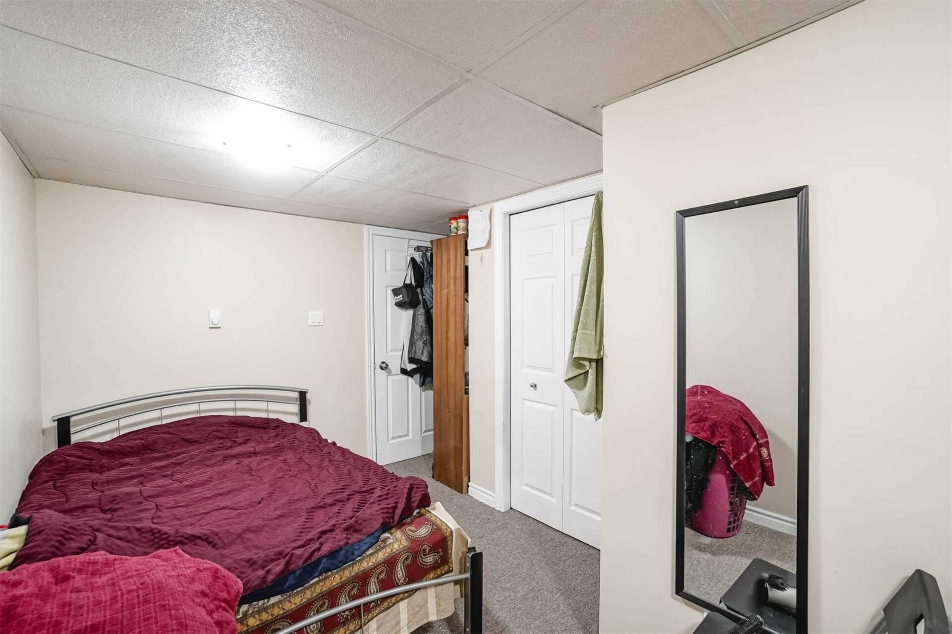 30 Orchard Mill Cres