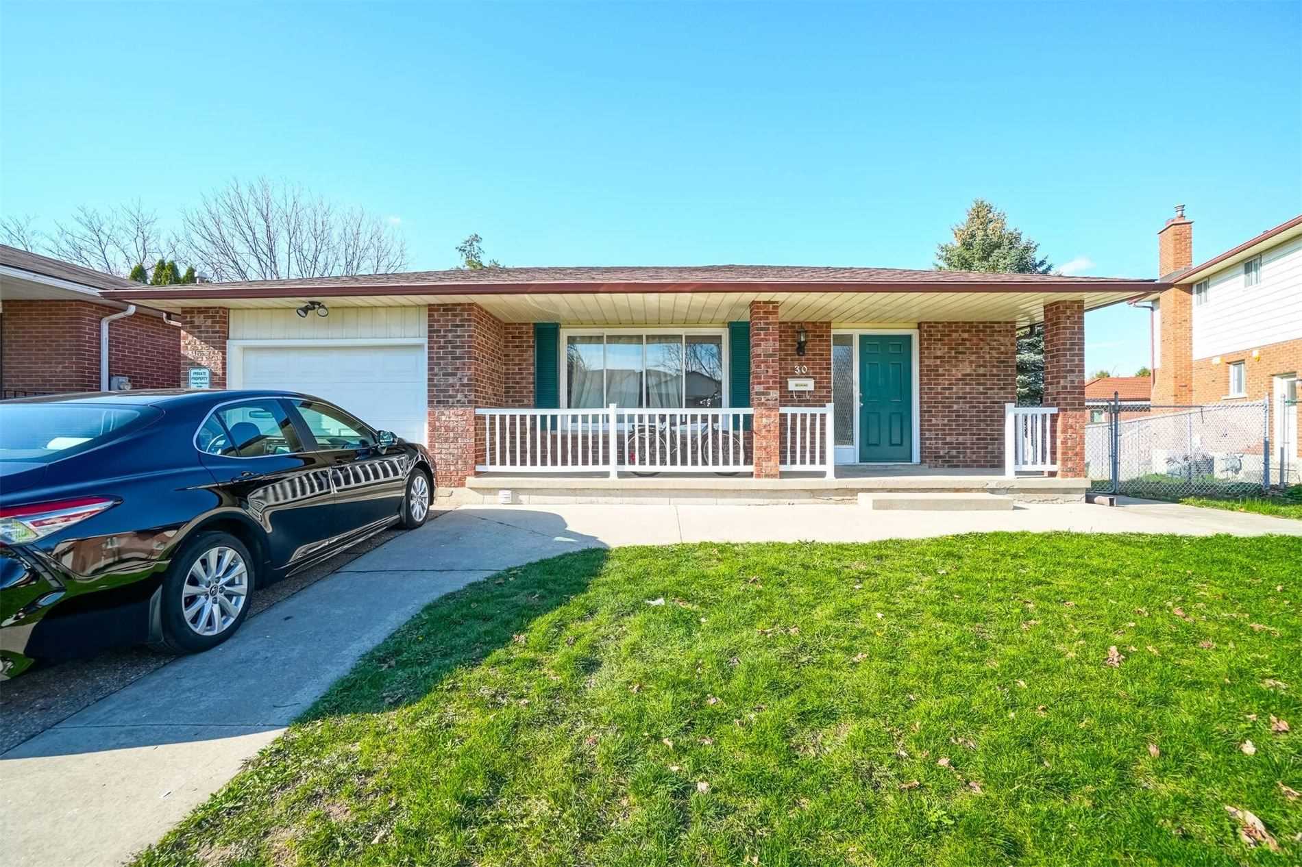 30 Orchard Mill Cres