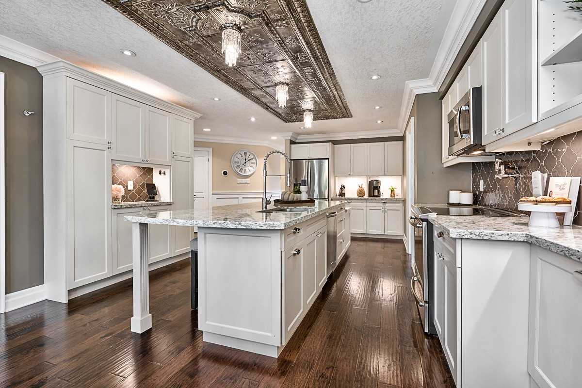 71 Richmond Cres