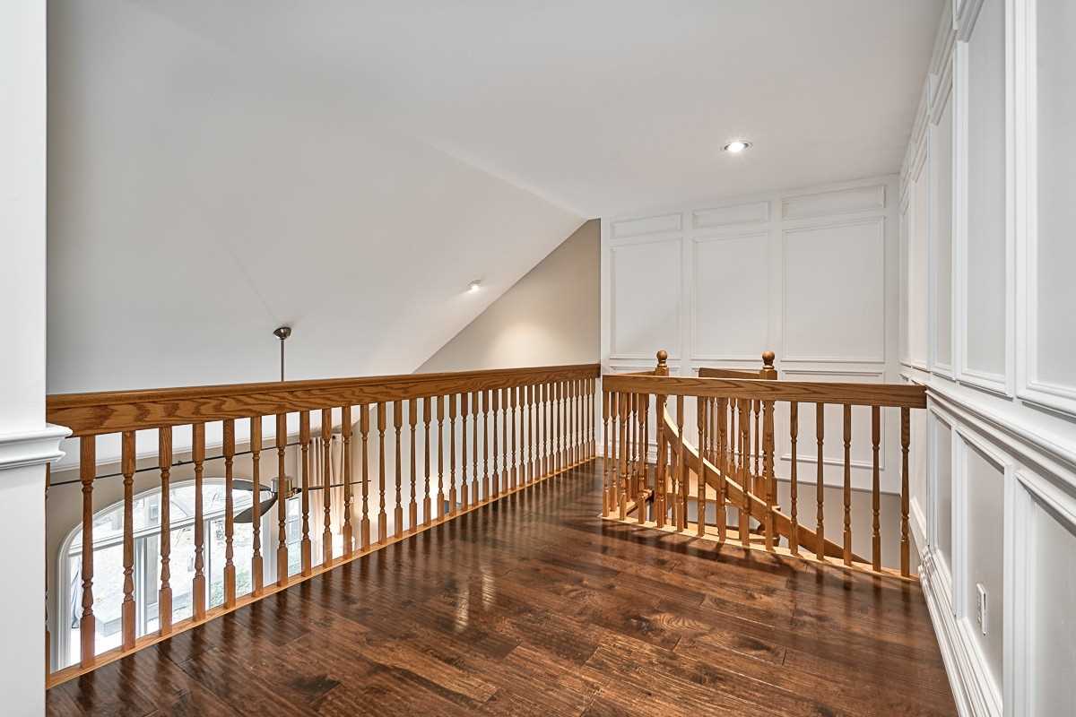 71 Richmond Cres