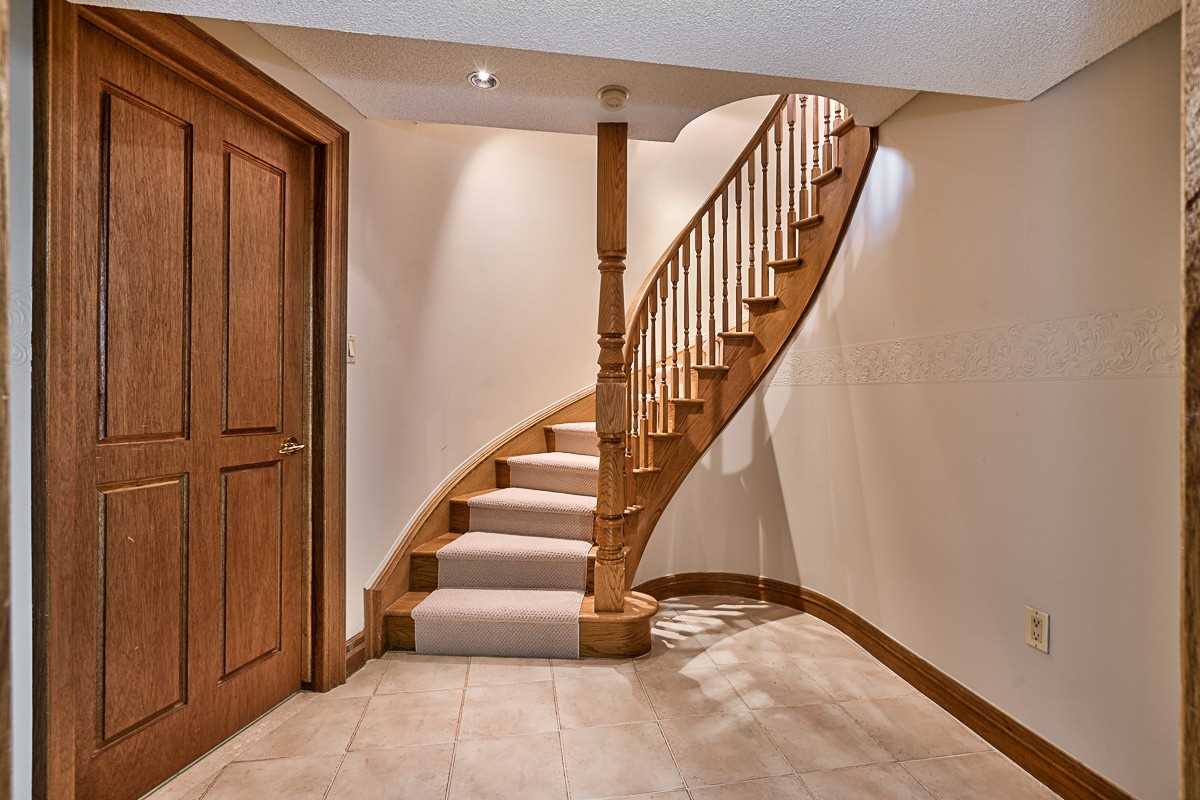 71 Richmond Cres