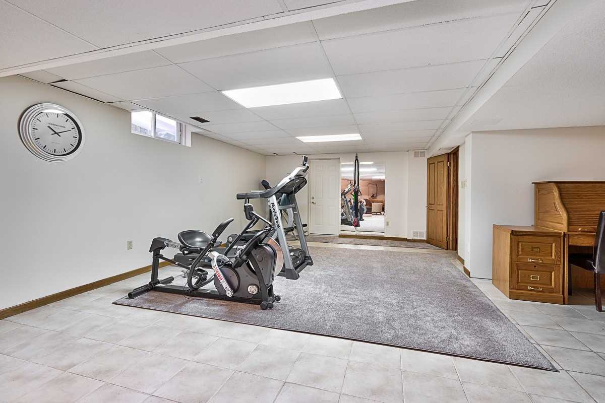 71 Richmond Cres