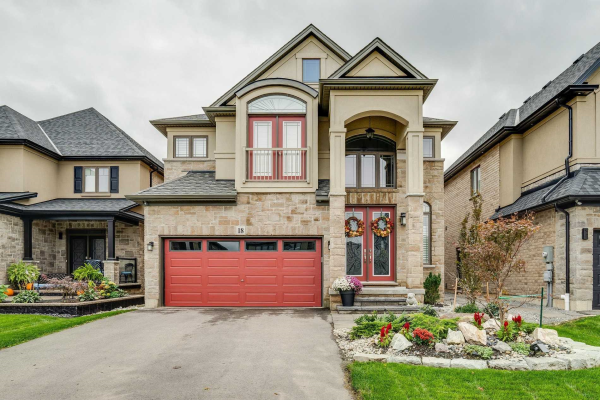 18 Dougherty Crt, Hamilton