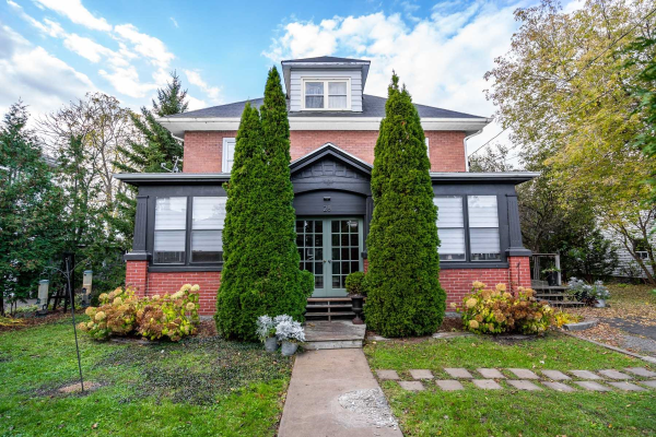 Undisclosed Address, Port Hope