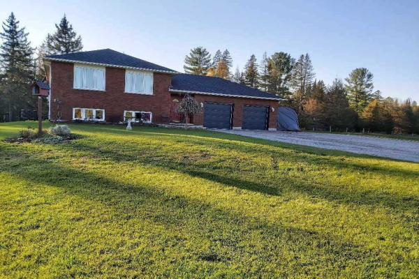 2266 County Rd 48 Rd, Havelock-Belmont-Methuen