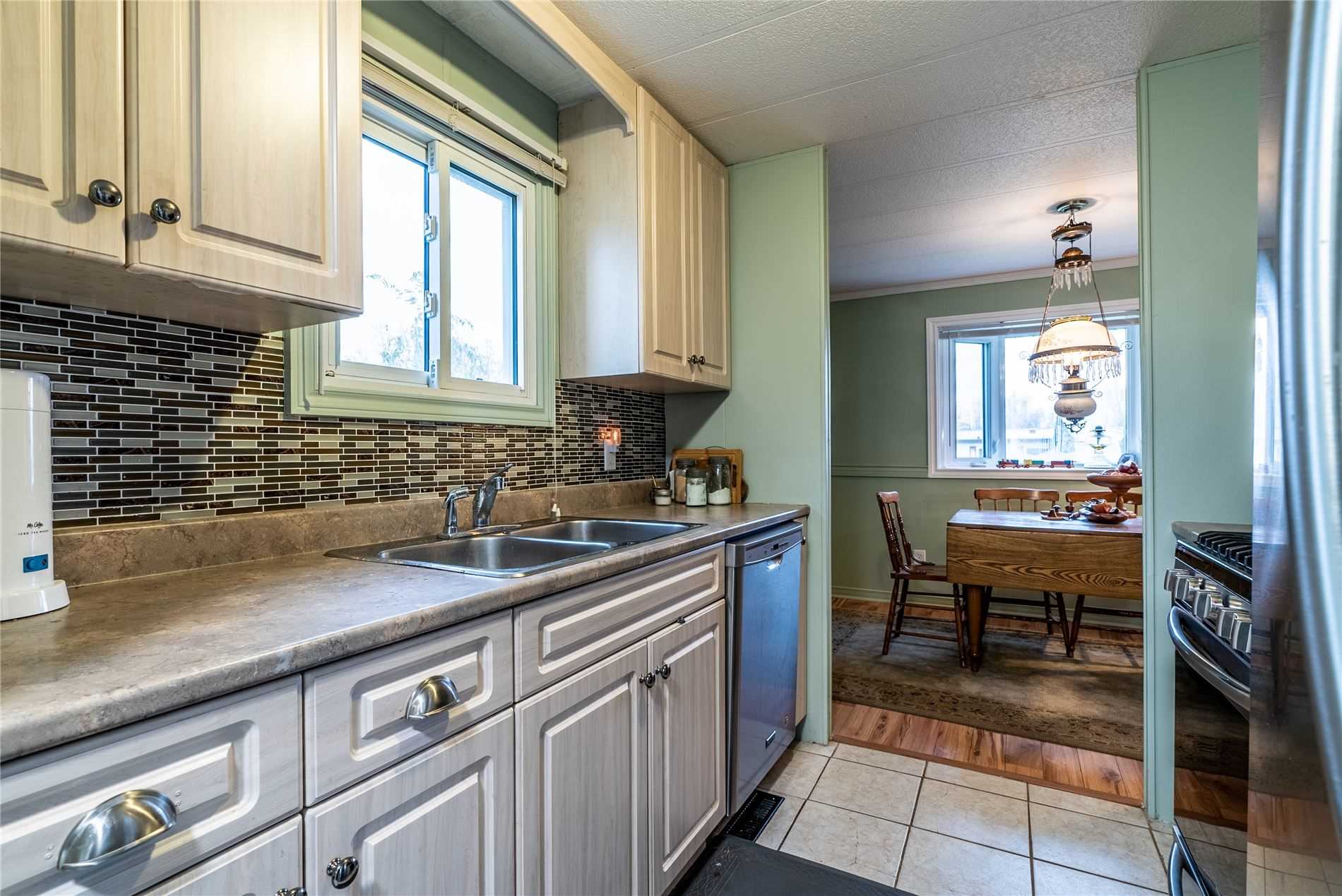4 Fenelon Way