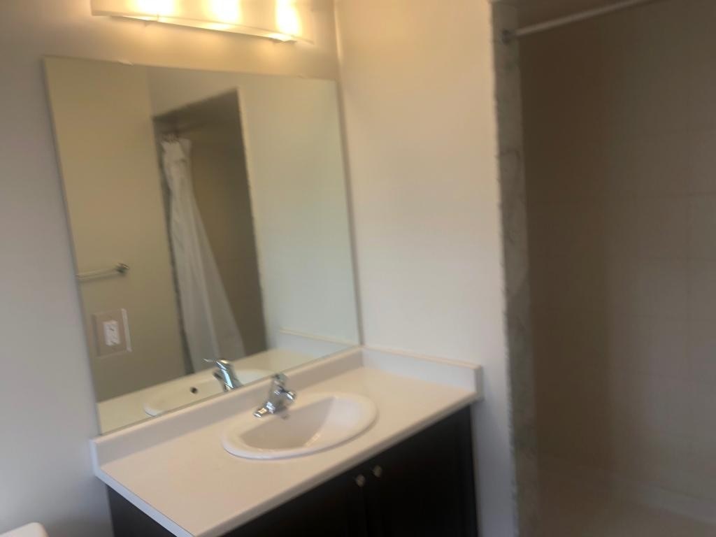 7766 Hackberry Tr