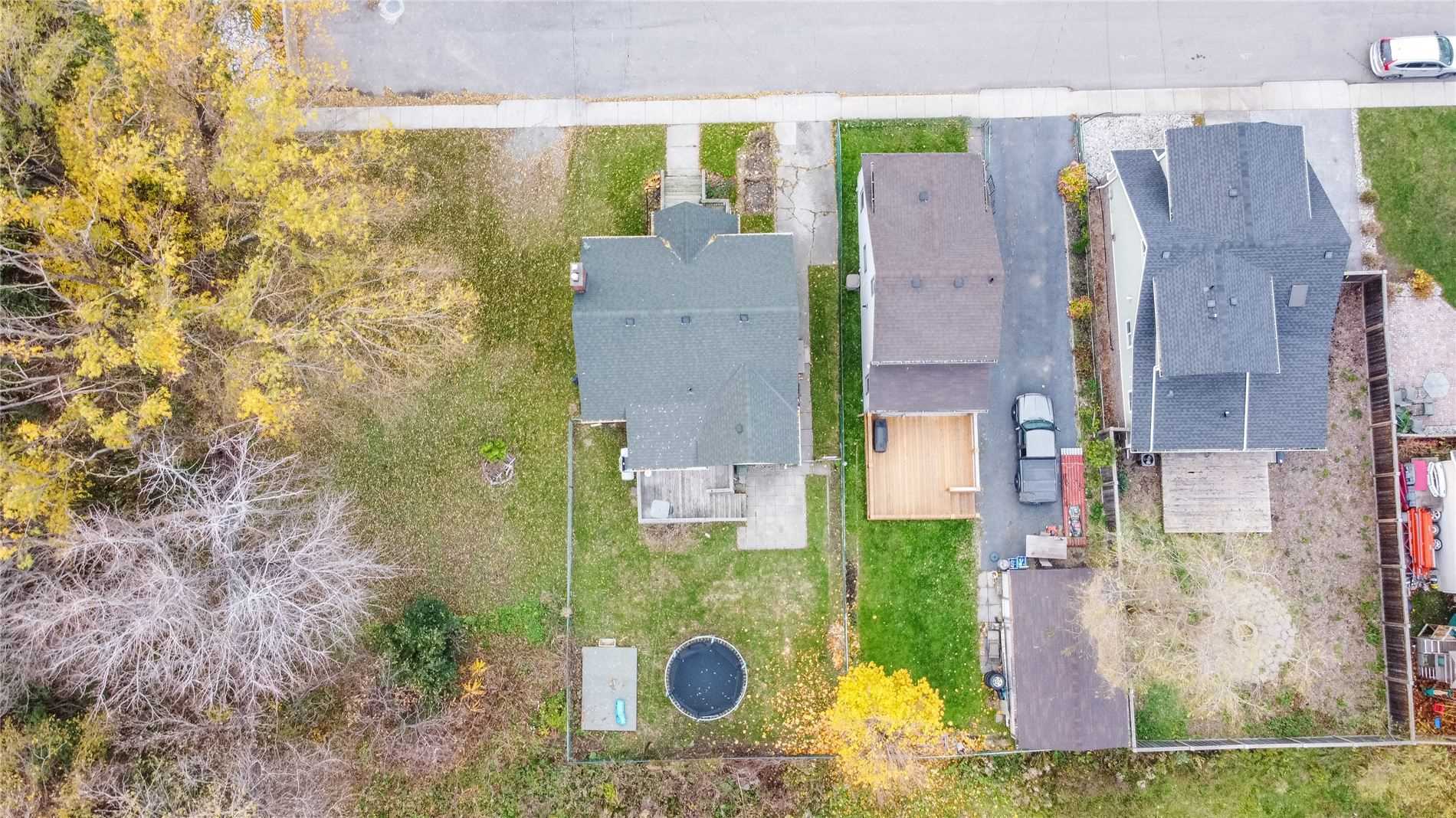 10 Bayside Ave