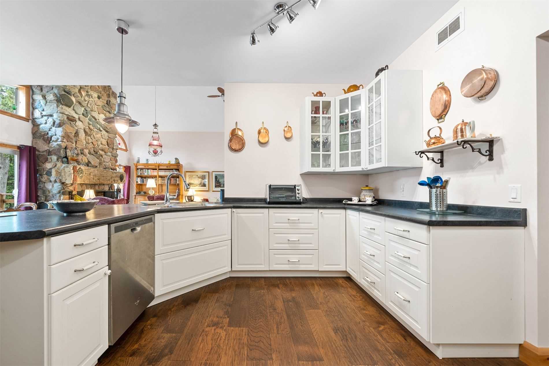 308 Indian Point Rd