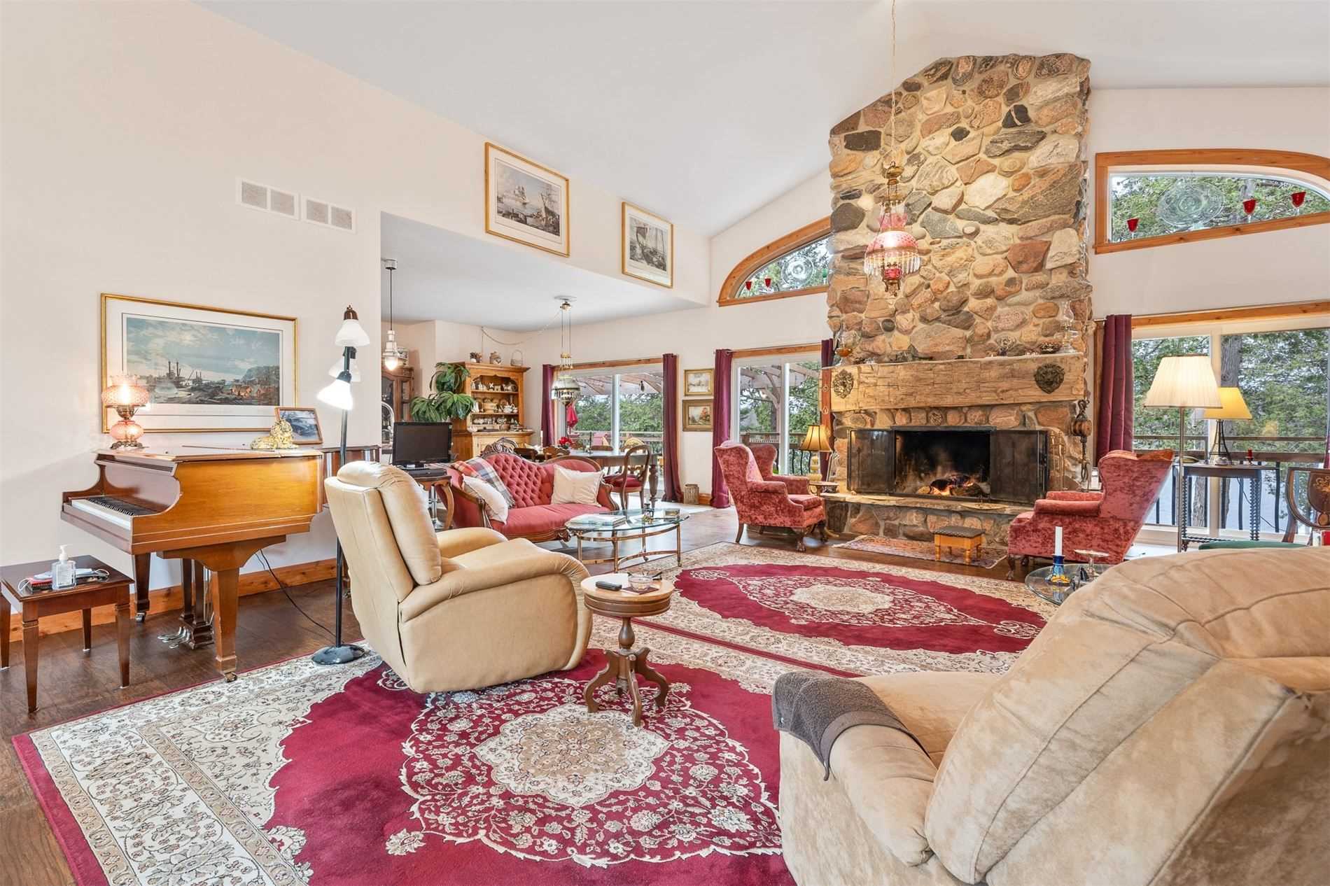 308 Indian Point Rd