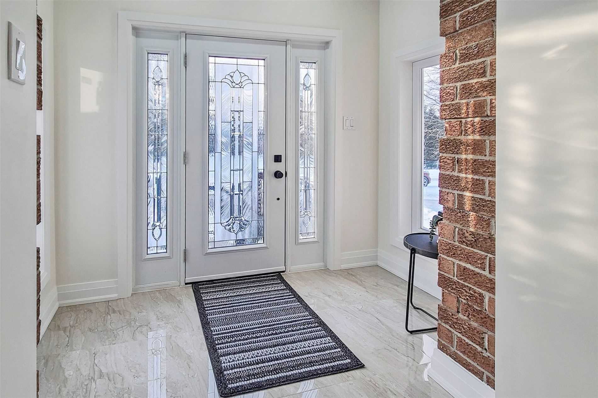 11 Peter St