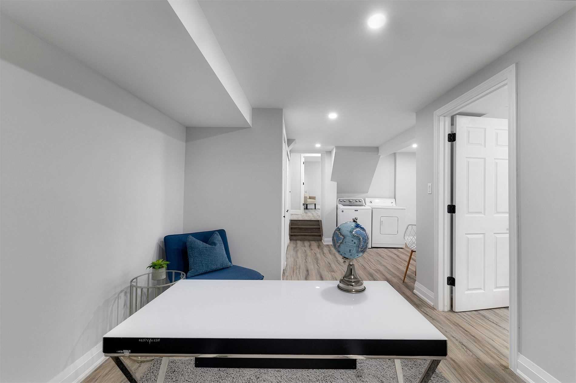 119 Clara Cres
