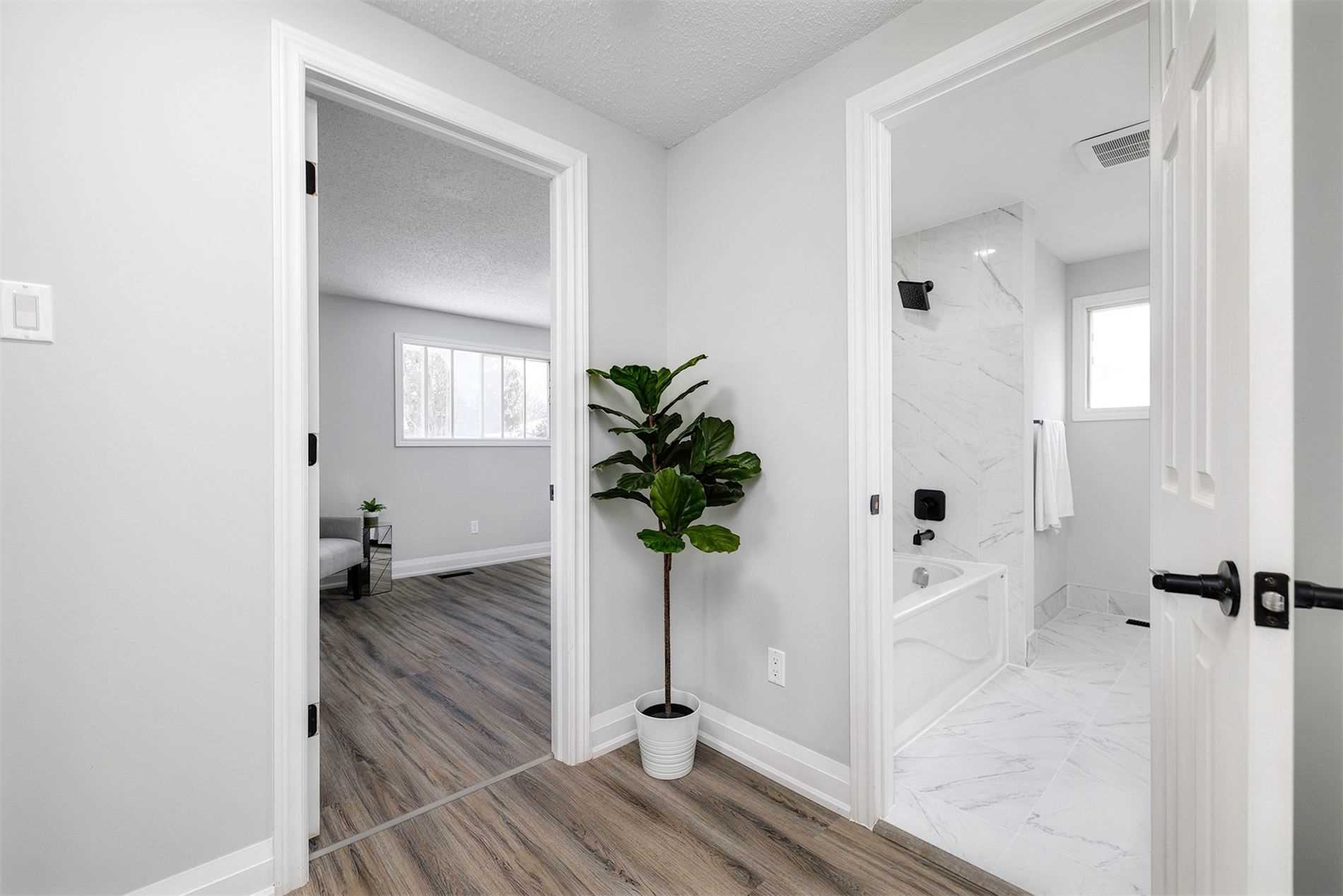 119 Clara Cres