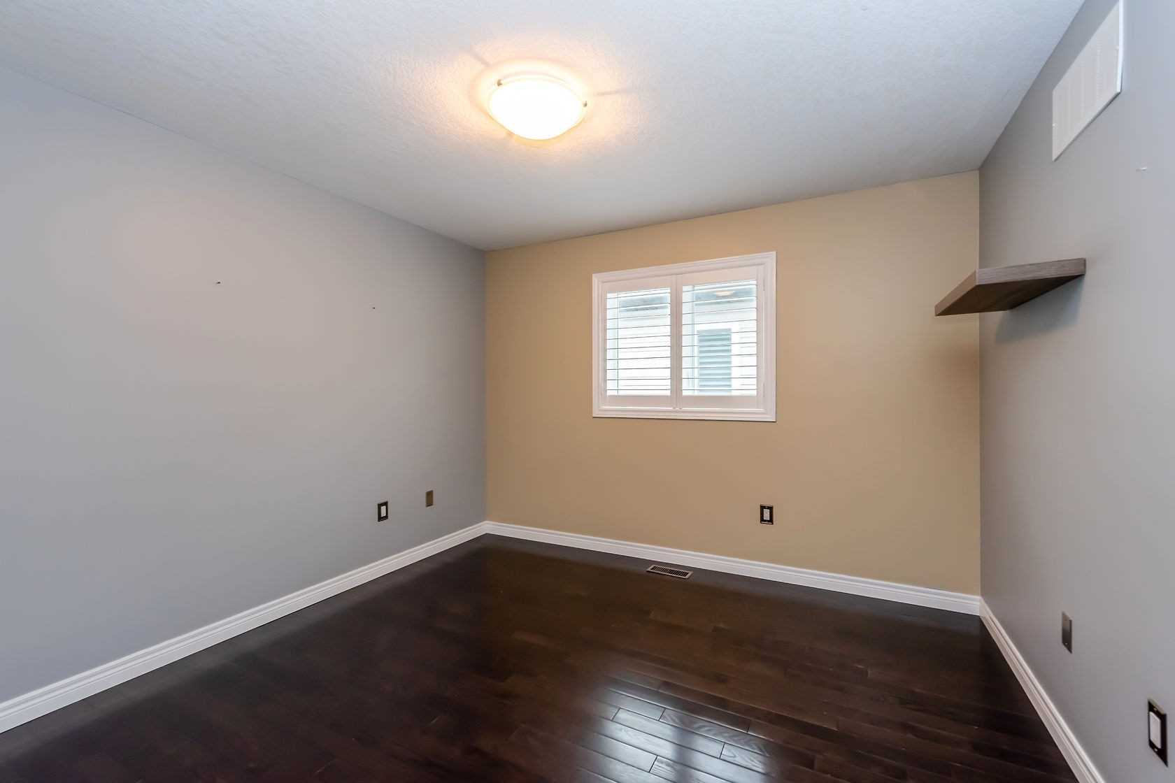 31 Warwick Rd